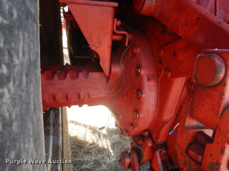 image for item DG4611 1978 International Hydro 186  tractor