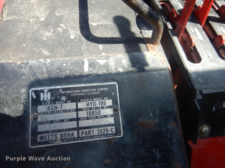 image for item DG4611 1978 International Hydro 186  tractor