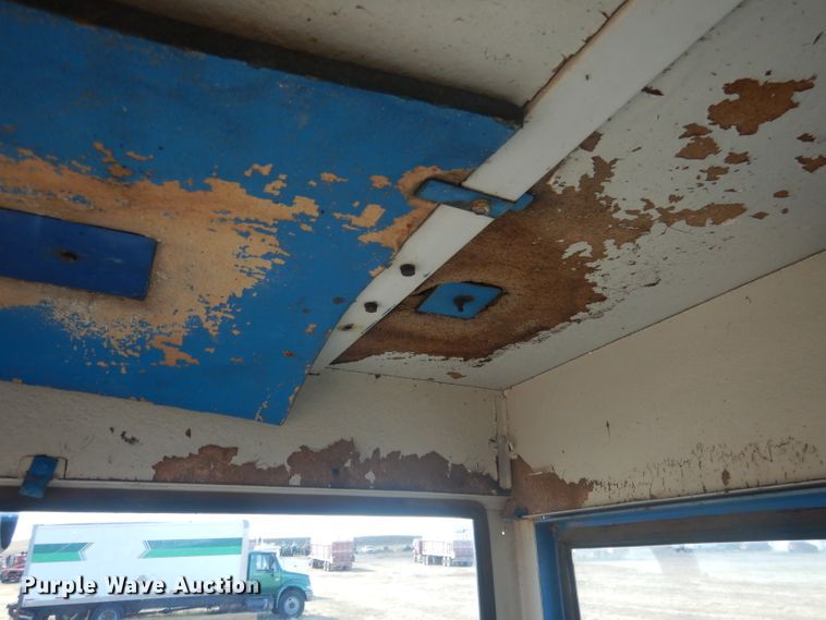 image for item DG4613 1968 Ford 8000  tractor