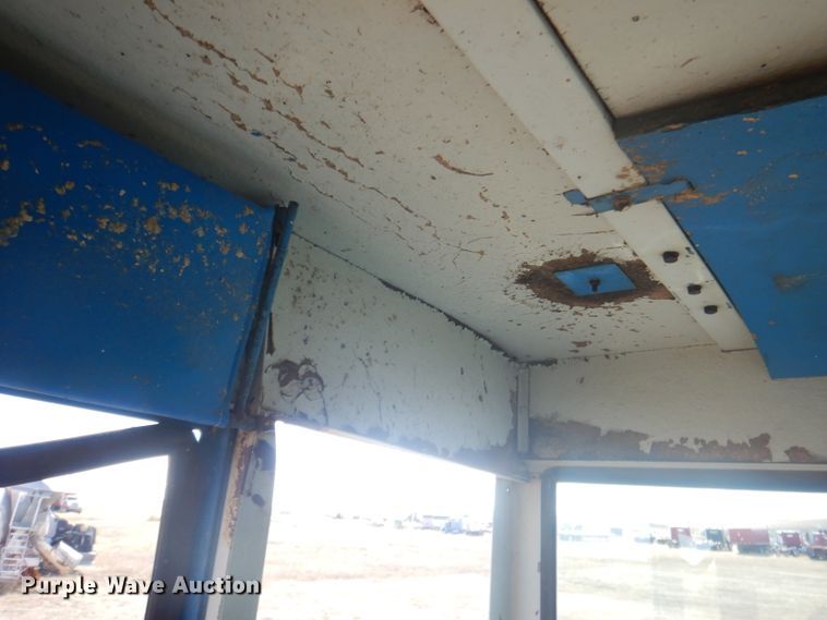 image for item DG4613 1968 Ford 8000  tractor