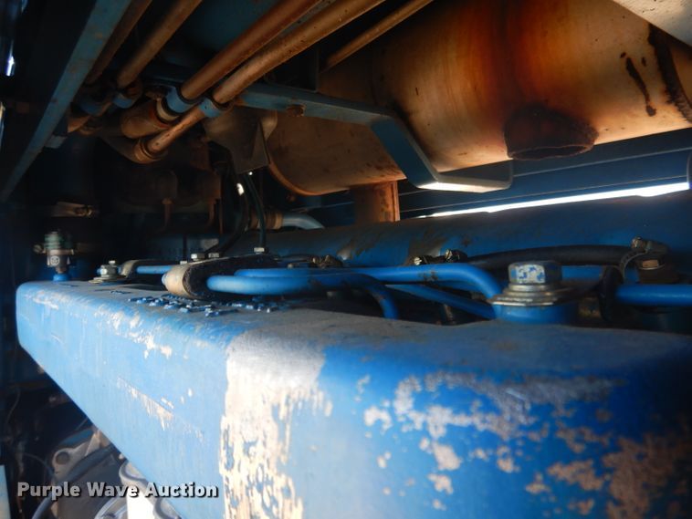 image for item DG4613 1968 Ford 8000  tractor