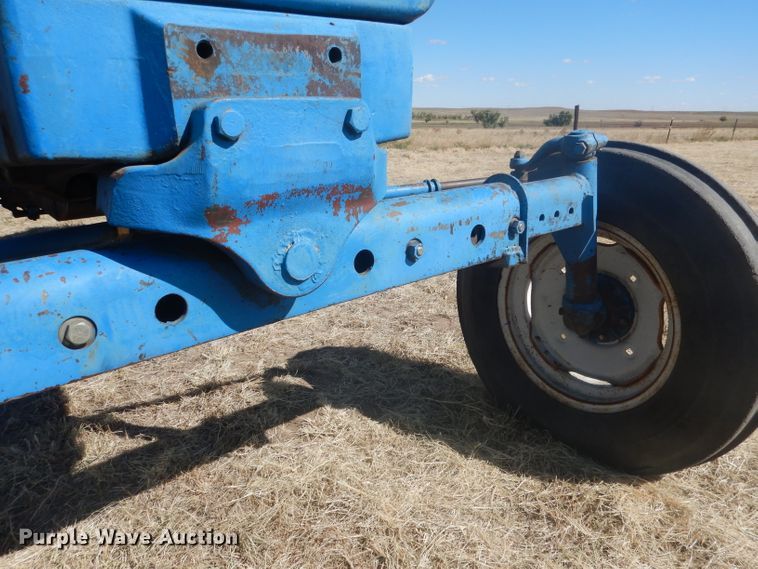 image for item DG4613 1968 Ford 8000  tractor