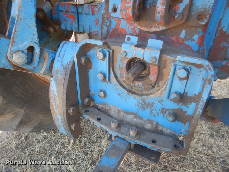 image for item DG4613 1968 Ford 8000  tractor