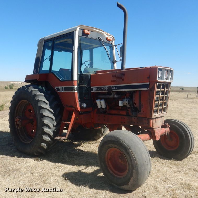 image for item DG4615 1980 International 1486  tractor