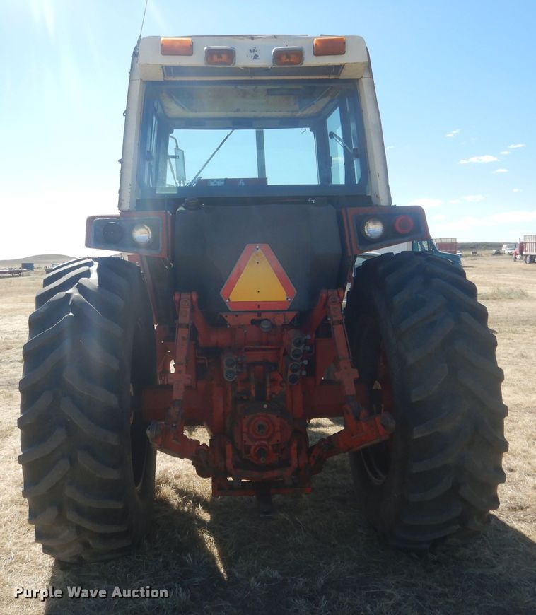 image for item DG4615 1980 International 1486  tractor