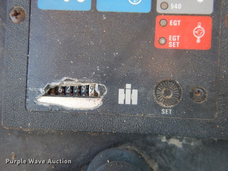 image for item DG4615 1980 International 1486  tractor