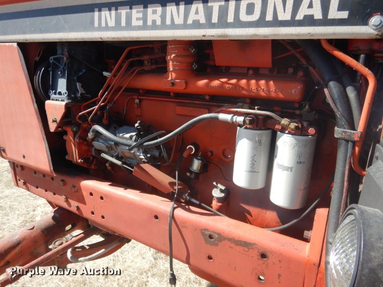 image for item DG4615 1980 International 1486  tractor