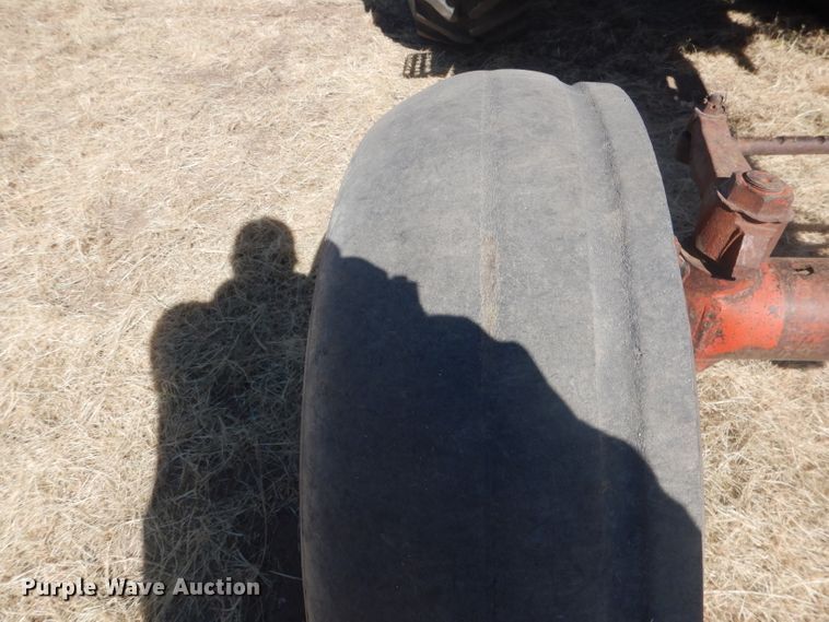 image for item DG4615 1980 International 1486  tractor