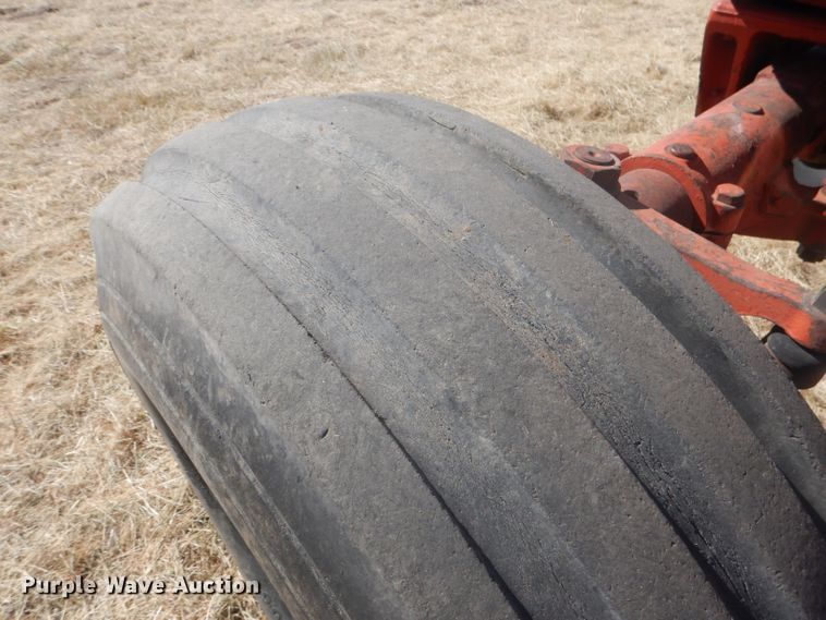 image for item DG4615 1980 International 1486  tractor