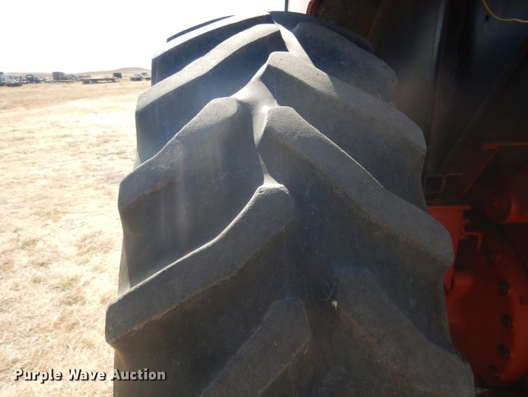 image for item DG4615 1980 International 1486  tractor