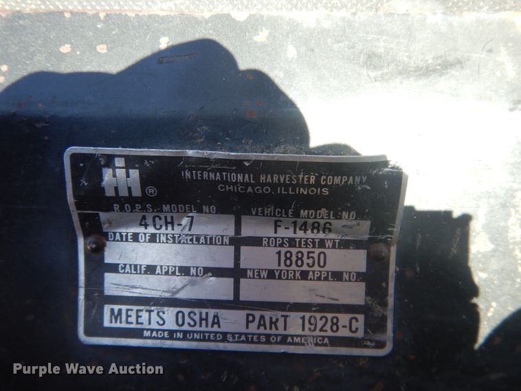 image for item DG4615 1980 International 1486  tractor