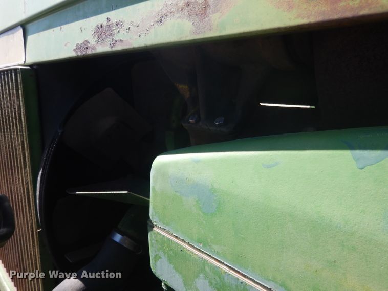 image for item DG4617 1976 John Deere 4630  tractor