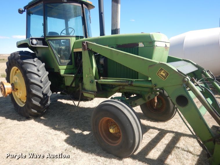 image for item DG4617 1976 John Deere 4630  tractor
