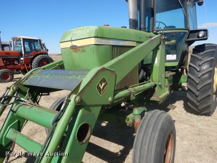 image for item DG4617 1976 John Deere 4630  tractor