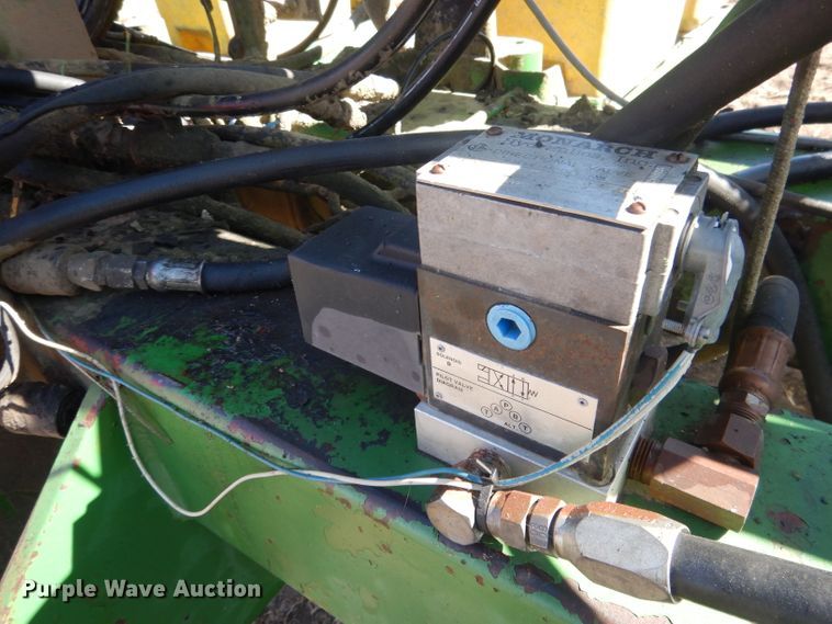 image for item DG4624 John Deere 7300 Max Emerge 2 no-till planter