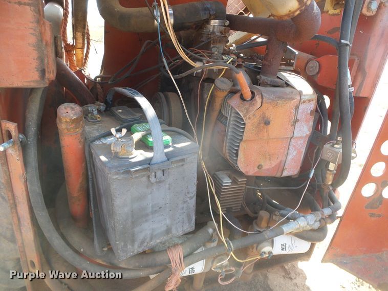 image for item DG8299 Gehl 2600  skid steer loader