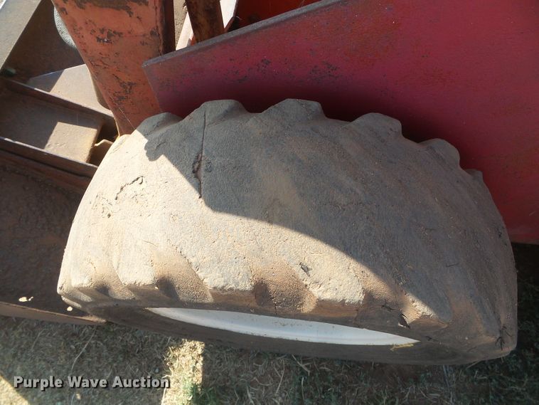 image for item DG8299 Gehl 2600  skid steer loader