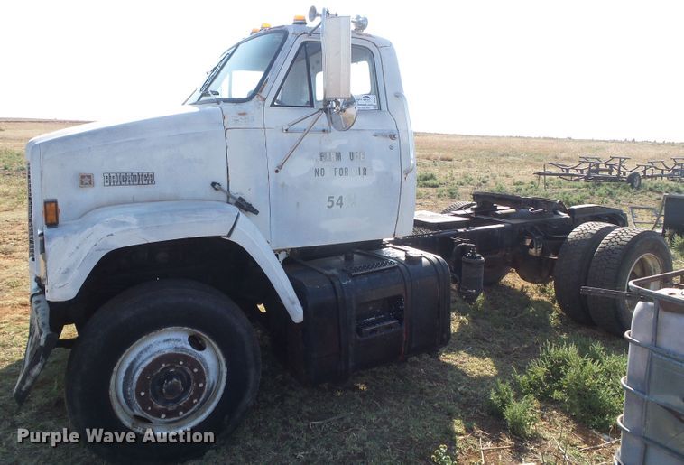 image for item DG8300 1983 GMC Brigadier  semi truck