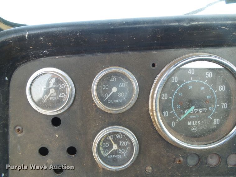 image for item DG8300 1983 GMC Brigadier  semi truck