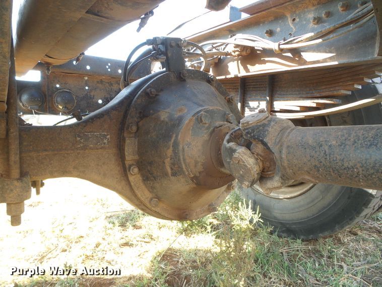 image for item DG8300 1983 GMC Brigadier  semi truck