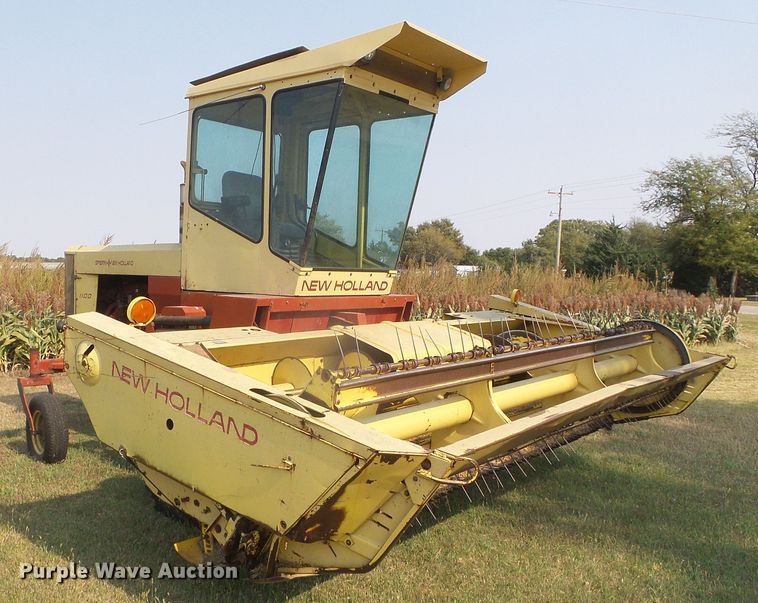 image for item DG8303 New Holland 1100  windrower