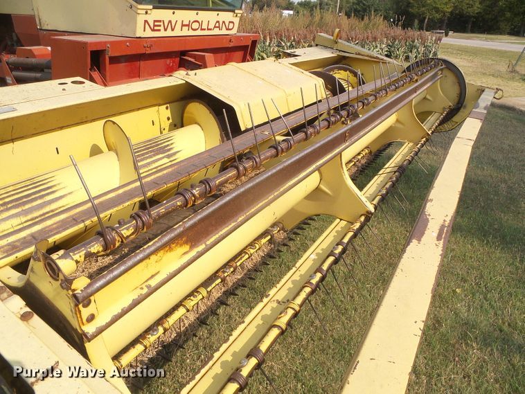 image for item DG8303 New Holland 1100  windrower