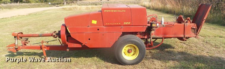 image for item DG8304 New Holland 320  small square baler