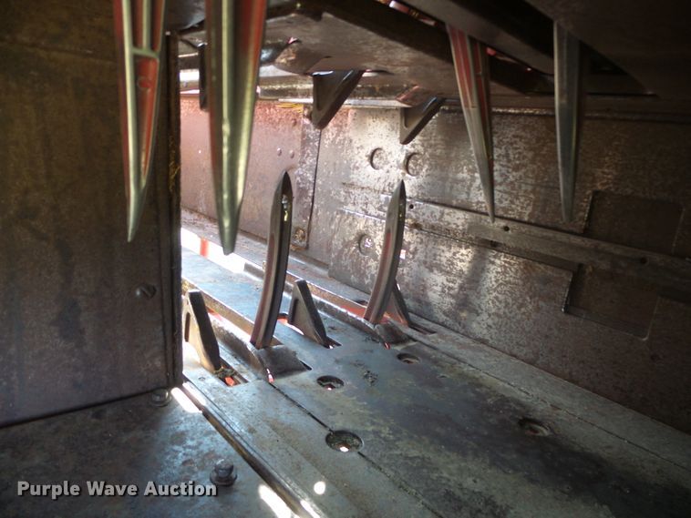 image for item DG8304 New Holland 320  small square baler