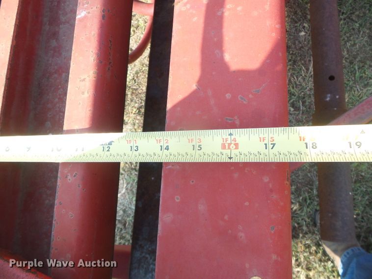 image for item DG8304 New Holland 320  small square baler