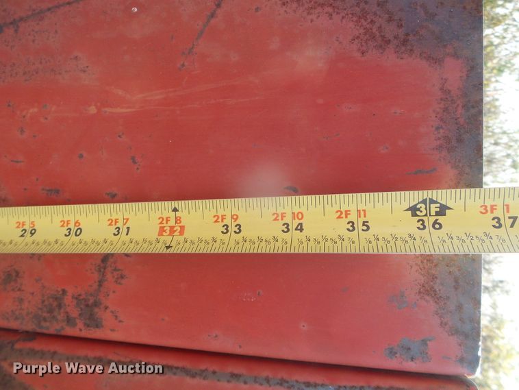 image for item DG8304 New Holland 320  small square baler