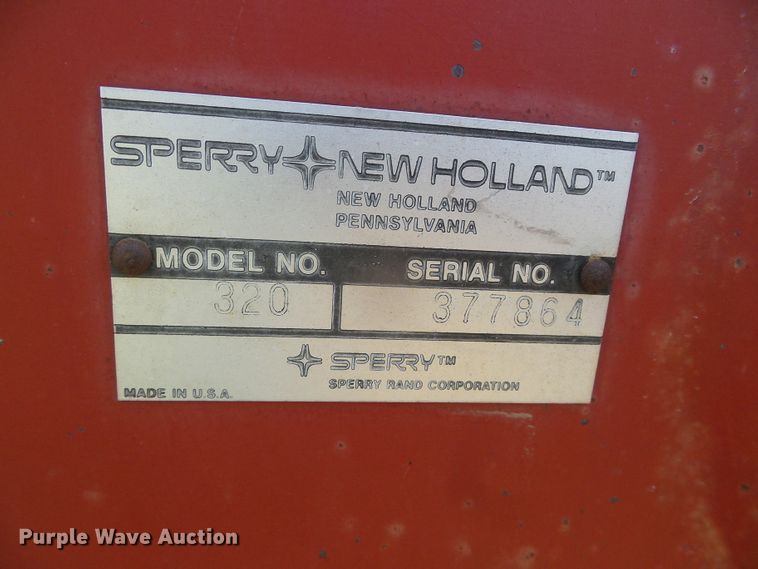 image for item DG8304 New Holland 320  small square baler