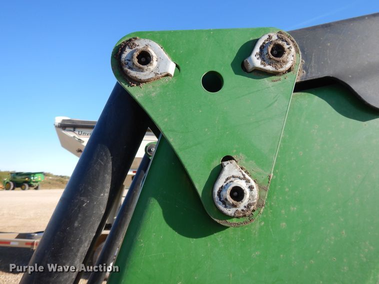 image for item DH0111 2013 ALO Quicke loader