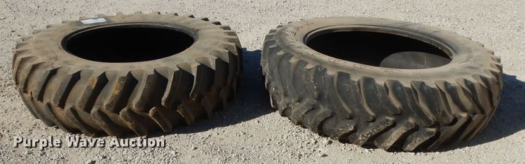 image for item DH0206 (2) tires