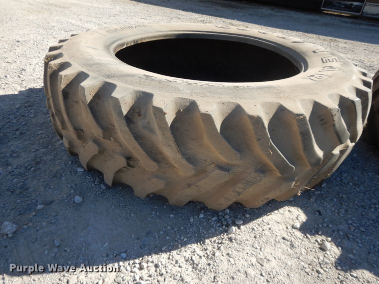 image for item DH0206 (2) tires