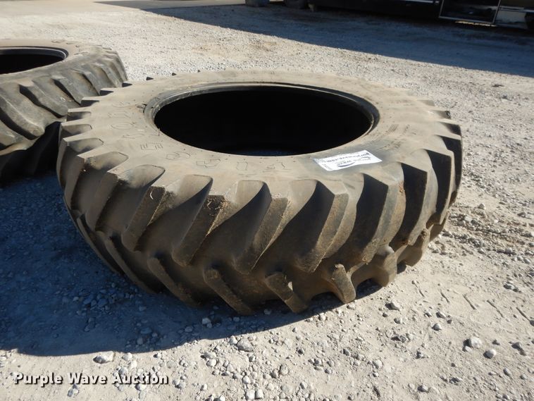 image for item DH0206 (2) tires