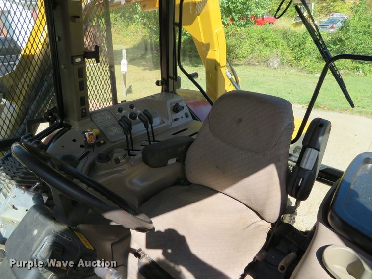 image for item DH1236 2004 Case IH MXM130  MFWD tractor