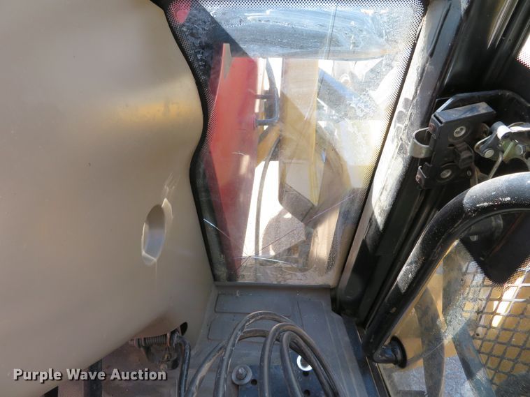 image for item DH1236 2004 Case IH MXM130  MFWD tractor