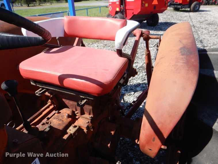 image for item DH5382 International 404  tractor