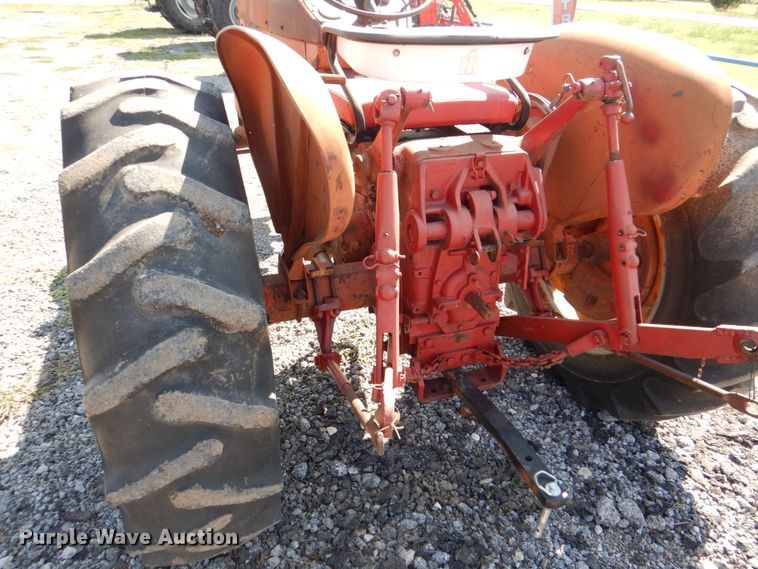 image for item DH5382 International 404  tractor