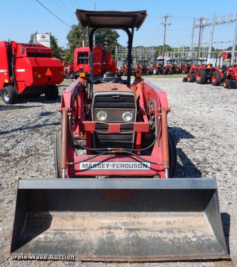 image for item DH5383 Massey-Ferguson 250  tractor