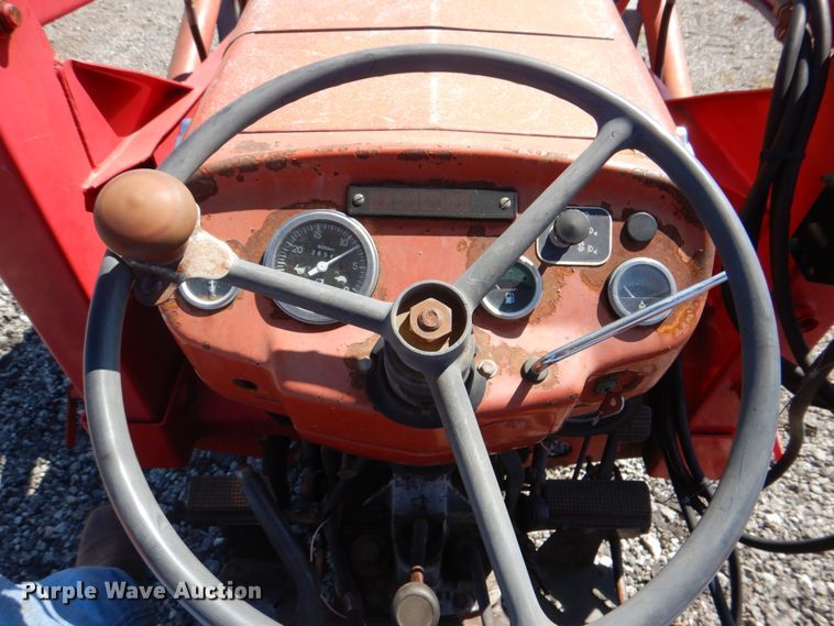 image for item DH5383 Massey-Ferguson 250  tractor