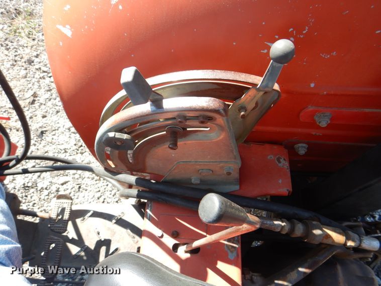 image for item DH5383 Massey-Ferguson 250  tractor