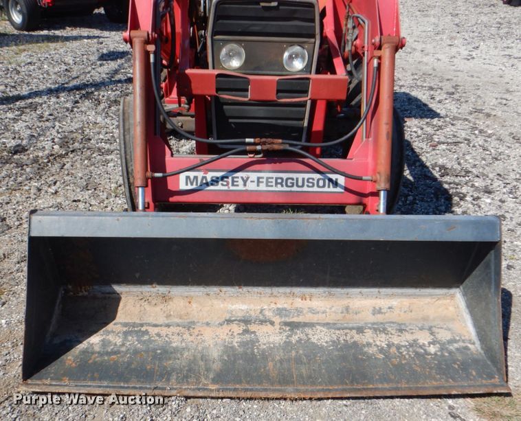 image for item DH5383 Massey-Ferguson 250  tractor