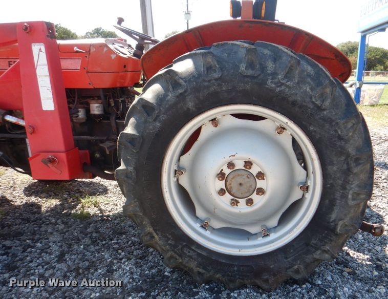 image for item DH5383 Massey-Ferguson 250  tractor