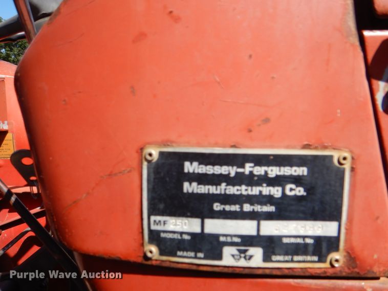 image for item DH5383 Massey-Ferguson 250  tractor
