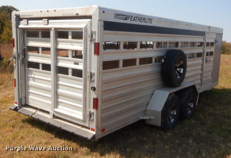 image for item DJ2042 2018 Featherlite 8107-6716-STD livestock trailer