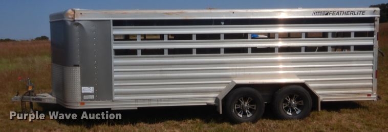 image for item DJ2042 2018 Featherlite 8107-6716-STD livestock trailer