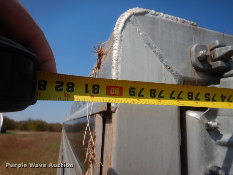 image for item DJ2042 2018 Featherlite 8107-6716-STD livestock trailer