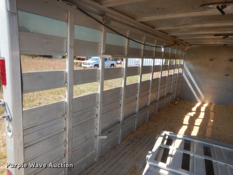 image for item DJ2042 2018 Featherlite 8107-6716-STD livestock trailer
