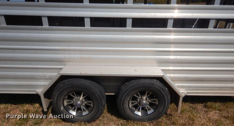 image for item DJ2042 2018 Featherlite 8107-6716-STD livestock trailer